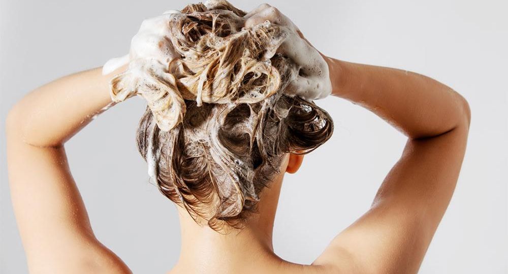 lavare i capelli